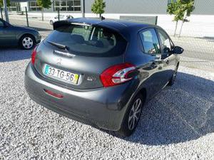 Peugeot 208 HDI Auto