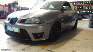 Seat Ibiza 6l 1.9 tdi Abril/02 - à venda - Ligeiros