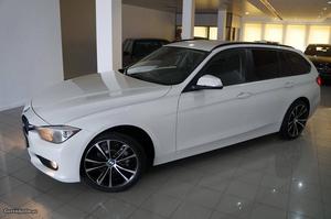 BMW 318 d Lifestyle Setembro/15 - à venda - Ligeiros