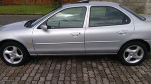 Ford Mondeo TD GUIA KM Julho/99 - à venda - Ligeiros