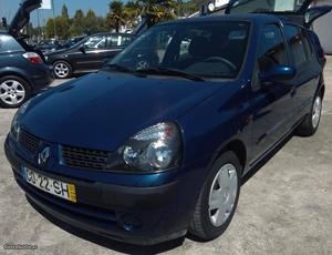 Renault Clio 1.2 B Setembro/01 - à venda - Ligeiros