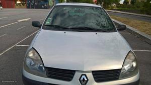 Renault Clio 8 válvulas Maio/04 - à venda - Ligeiros