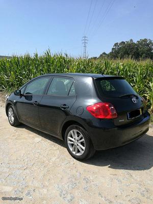 Toyota Auris Gold Edition 1.4D 5P Agosto/08 - à venda -