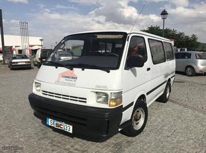 Toyota HiAce LX Junho/92 - à venda - Ligeiros Passageiros,