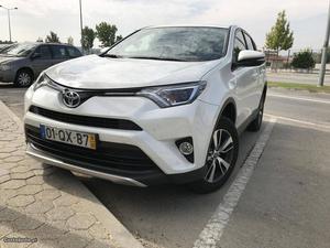 Toyota RAV4 Sport 2.0 D4D 143cv Fevereiro/16 - à venda -