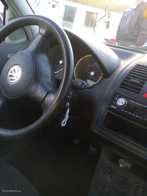 VW Polo 1.0 MPI Fevereiro/00 - à venda - Ligeiros