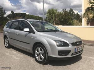 Ford Focus 1.4 AC estimada Fevereiro/06 - à venda -