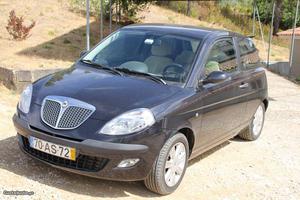 Lancia Ypsilon  válvulas Outubro/05 - à venda -