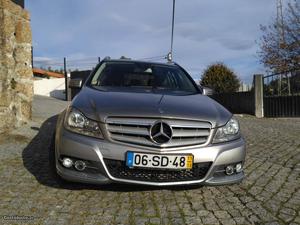 Mercedes-Benz C  CDI T Avantg Dezembro/11 - à venda