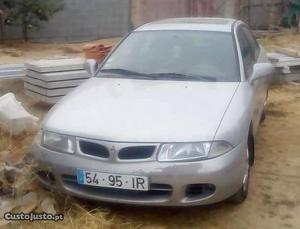 Mitsubishi Carisma Familiar Julho/97 - à venda - Ligeiros