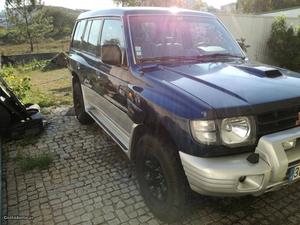 Mitsubishi Pajero 2.8 gls longo 7lug Fevereiro/99 - à venda