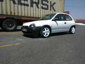 Opel Corsa B 1.7td Outubro/00 - à venda - Ligeiros