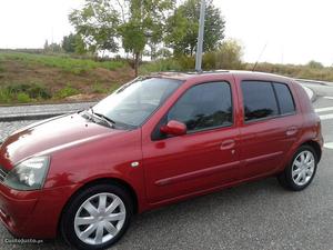 Renault Clio 1.5DCI 80cv Económic Abril/04 - à venda -