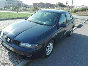 Seat Toledo 1.9tdi Março/00 - à venda - Ligeiros