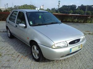 Ford Fiesta 1.25 Ghia Julho/99 - à venda - Ligeiros