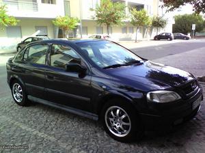 Opel Astra cdx v Março/99 - à venda - Ligeiros