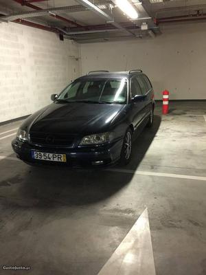 Opel Omega caravan b Dezembro/99 - à venda - Ligeiros