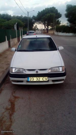 Renault 19 AC tudo em dia Dezembro/94 - à venda - Ligeiros