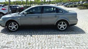 VW Passat 1.9 Julho/01 - à venda - Ligeiros Passageiros,