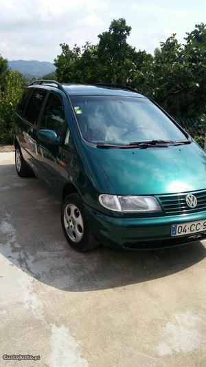 VW Sharan TDI 1.9 Março/98 - à venda - Monovolume / SUV,