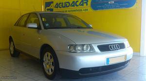 Audi A3 1.9 TDi Fevereiro/01 - à venda - Ligeiros