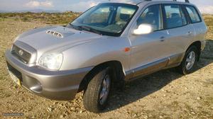 Hyundai Santa Fe 2,0 4x4 Outubro/01 - à venda - Ligeiros