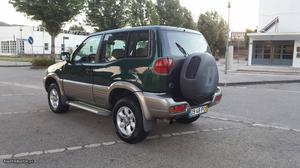 Nissan Terrano 125CV Luxury Maio/00 - à venda - Pick-up/