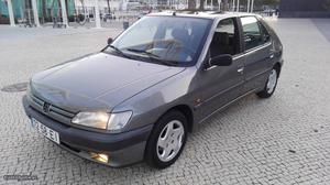 Peugeot  TD XT Abril/94 - à venda - Ligeiros