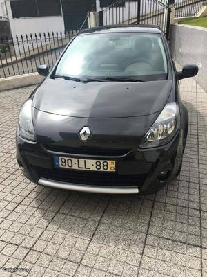 Renault Clio III Março/11 - à venda - Ligeiros