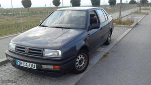 VW Vento 1.4 8v GL Maio/94 - à venda - Ligeiros