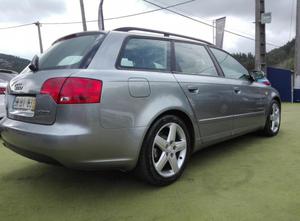 Audi A4 avant 2.0 TDi S-line