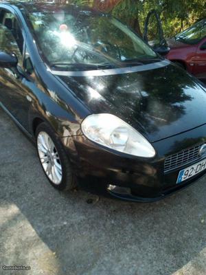 Fiat Grande Punto bom preço Abril/07 - à venda - Ligeiros