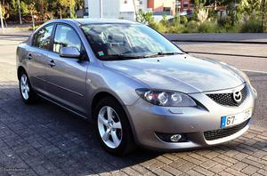 Mazda 3 MZ-CD 1.6Sport 110cv Dezembro/04 - à venda -