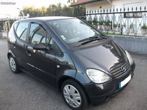 Mercedes-Benz A 170 cdi Outubro/00 - à venda - Ligeiros