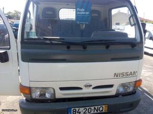 Nissan CABSTAR E 110 cv Junho/99 - à venda - Pick-up/