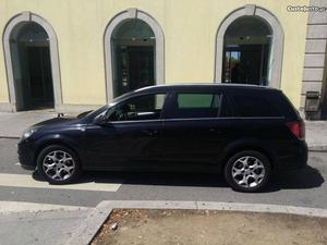 Opel Astra Caravan 1.3 CDTI Fevereiro/06 - à venda -
