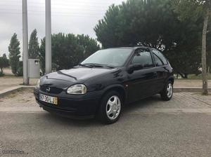 Opel Corsa 1.0 D. Assistida Julho/98 - à venda - Ligeiros