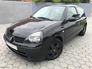 Renault Clio 1.5DCI Black Dezembro/05 - à venda -