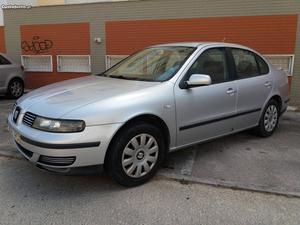 Seat Toledo 1.6SR  Maio/00 - à venda - Ligeiros