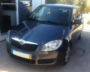 Skoda Fabia cv AC Junho/08 - à venda - Ligeiros