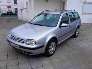 VW Golf IV Variant 1.9 TDI Maio/02 - à venda - Ligeiros