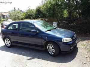 Opel Astra  sport Dezembro/00 - à venda - Ligeiros