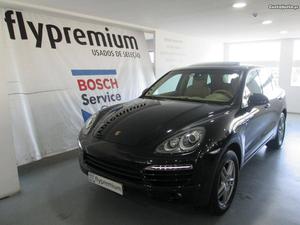 Porsche Cayenne 3.0 D Tiptronic Junho/10 - à venda -