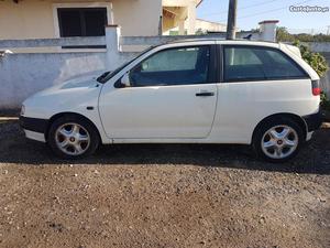 Seat Ibiza D Outubro/94 - à venda - Comerciais / Van,