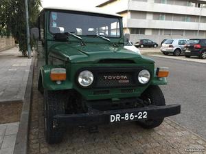 Toyota BJ 40 1* FASE  Janeiro/80 - à venda - Pick-up/