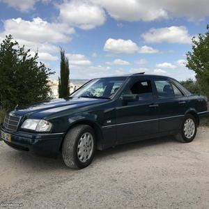 Mercedes-Benz C220 Agosto/97 - à venda - Ligeiros