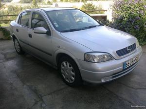 Opel Astra 2.0 DLI 16V Janeiro/99 - à venda - Ligeiros