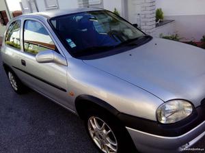 Opel Corsa CR 11 Outubro/99 - à venda - Ligeiros