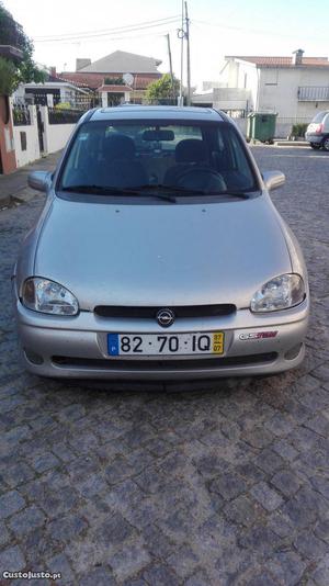 Opel Corsa GSI V Julho/97 - à venda - Ligeiros