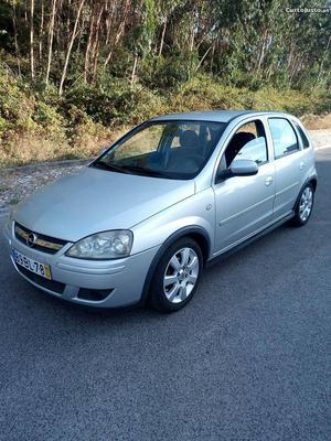 Opel Corsa v mil kms ou troco Abril/06 - à